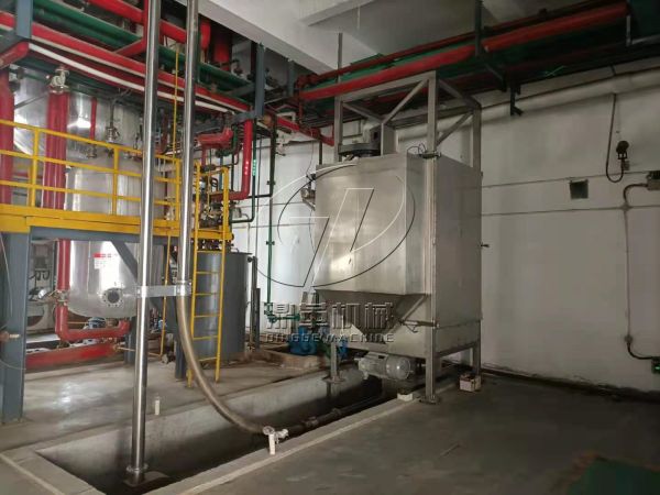 《鋁粉噸袋拆包機(jī)有哪些優(yōu)